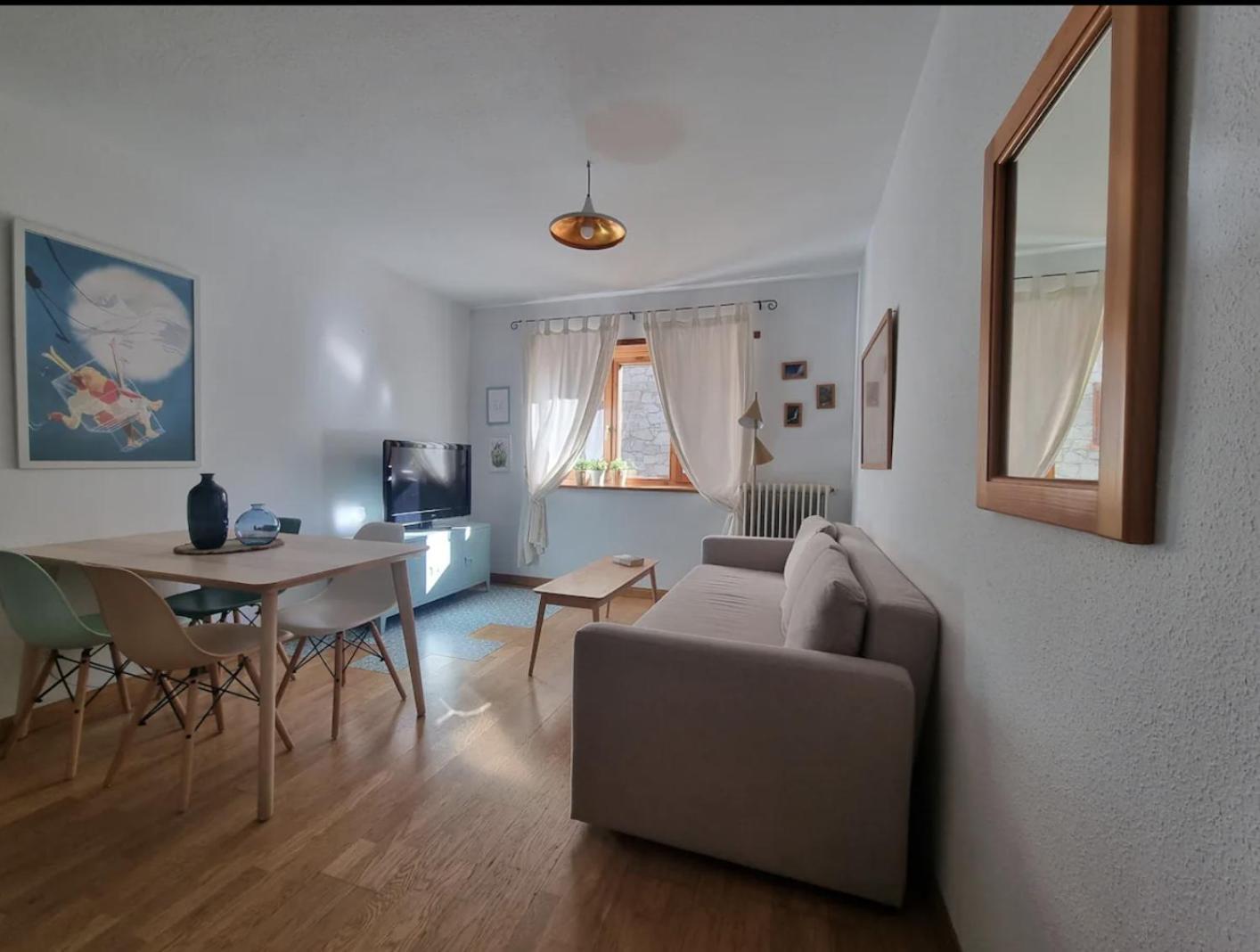 Apartament Check-In Casas El Rincon Benasque Zewnętrze zdjęcie