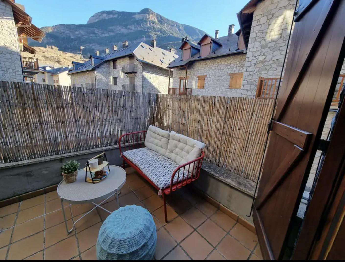 Apartament Check-In Casas El Rincon Benasque Zewnętrze zdjęcie